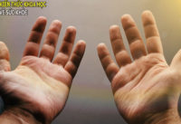 5-dau-hieu-o-tay-canh-bao-cac-van-de-ve-tim