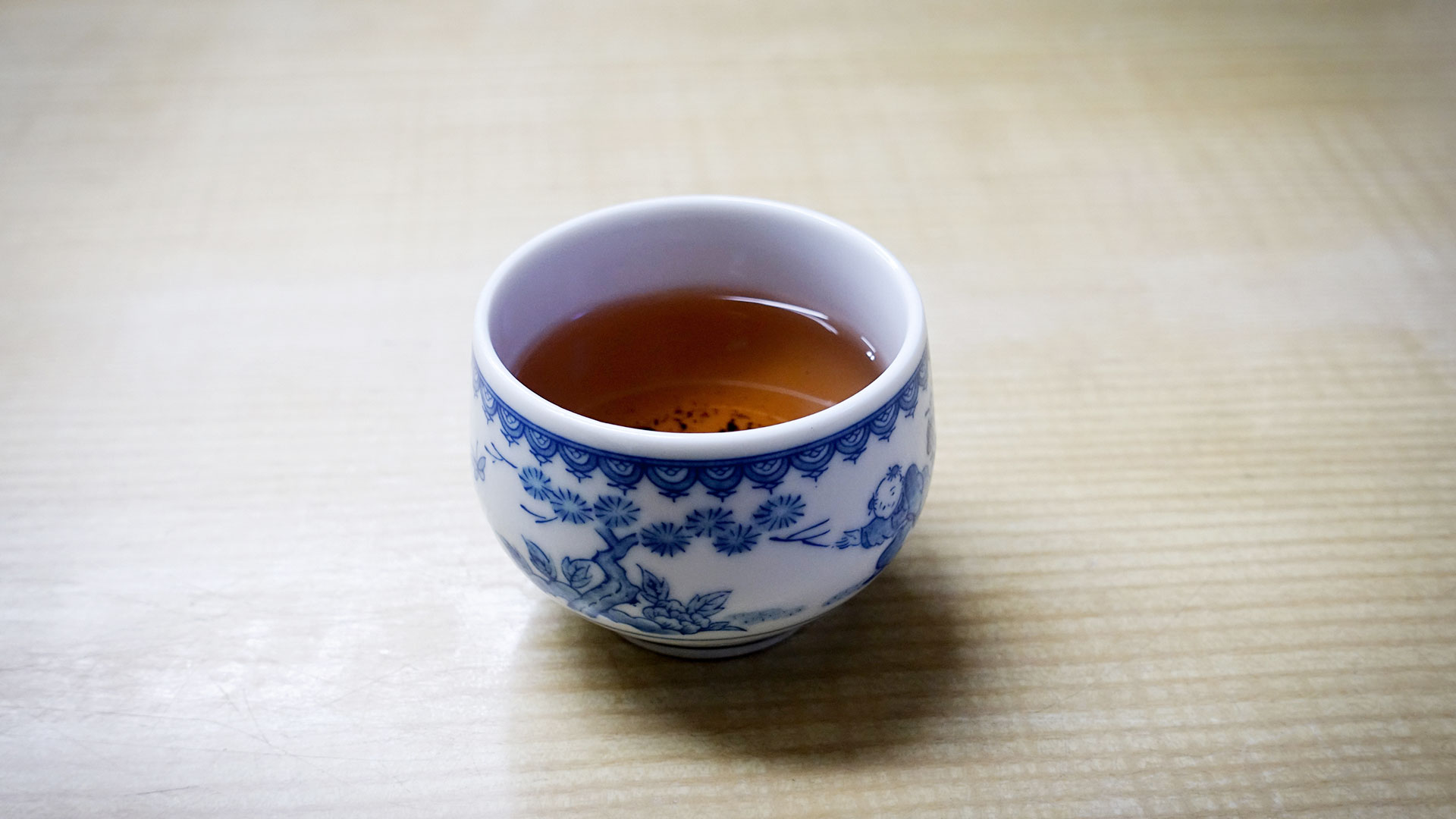 8-loai-thuc-uong-giup-than-khoe-tam-an