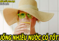 uong-nuoc-qua-nhieu-co-hai-khong